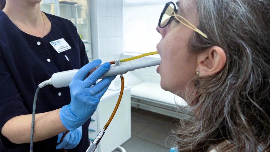 Промывание лакун миндалин