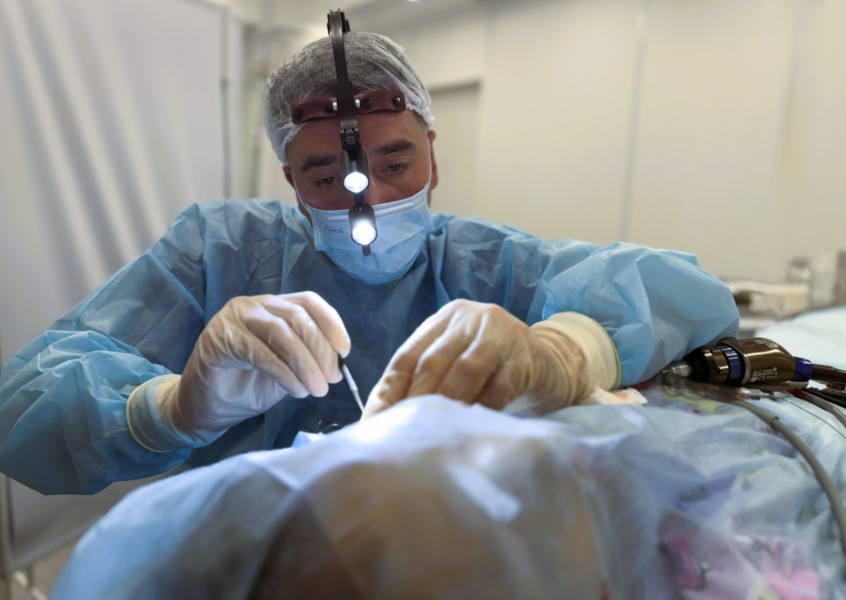 Удаление пломбировочного материала из пазухи